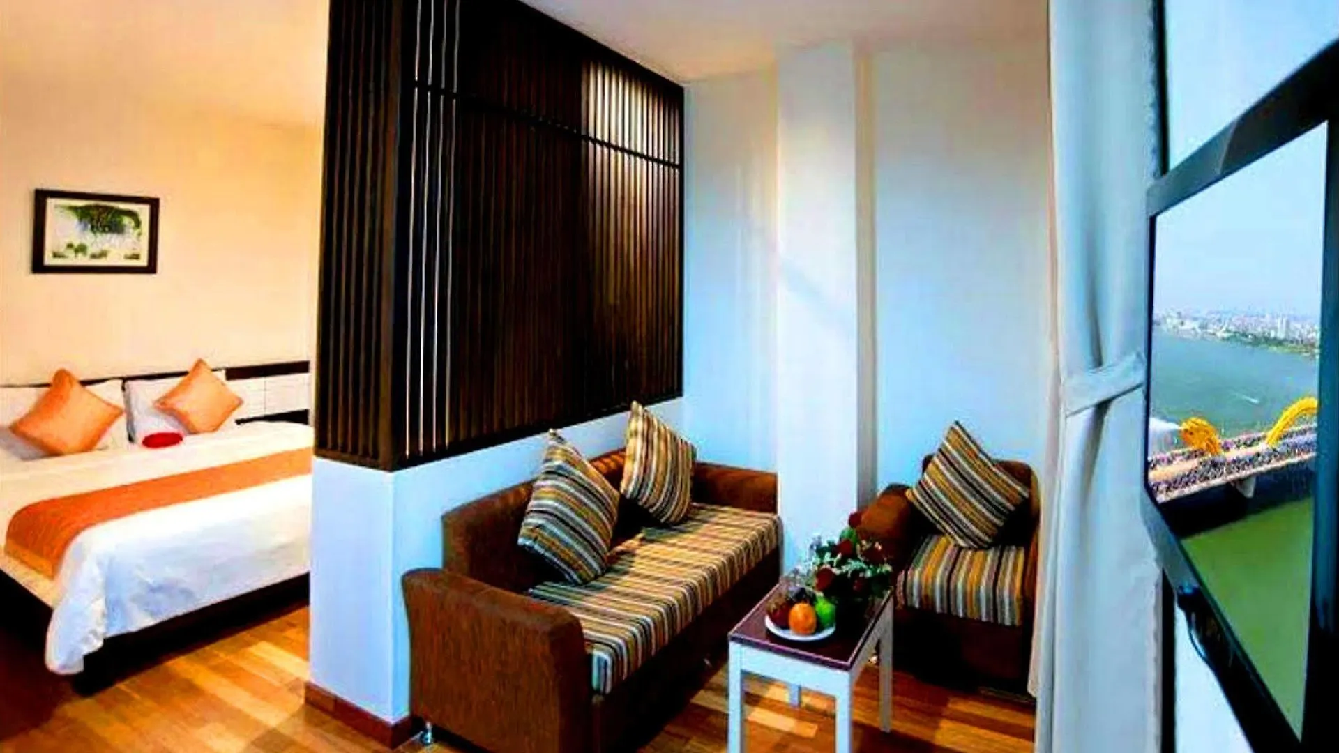 Tarasa Hotel Da Nang